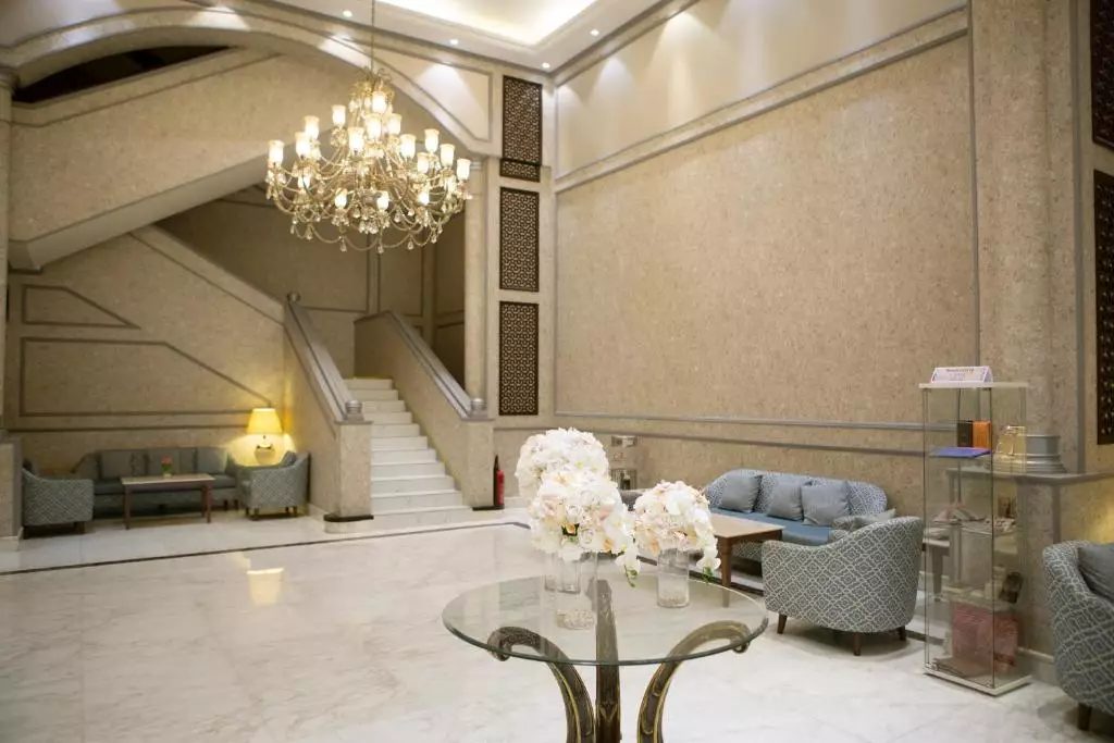 Carlton Tower Hotel